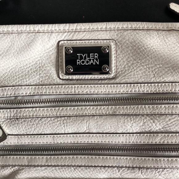 Tyler Rodan Crossbody - Picture 2 of 12